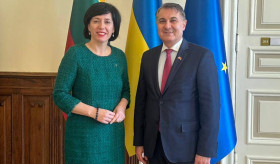 Armenian Ambassador Meets with Lithuanian Minister of Culture
