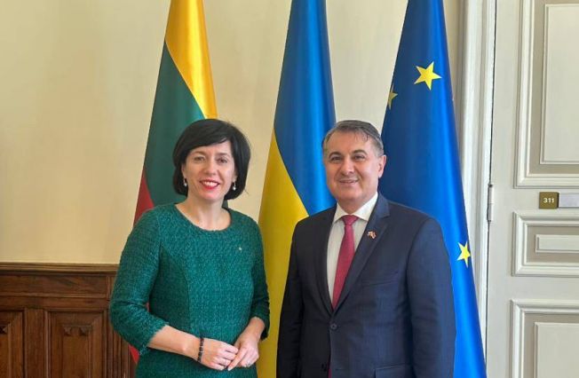 ՀՀ դեսպանի հանդիպումը Լիտվայի մշակույթի նախարարի հետ